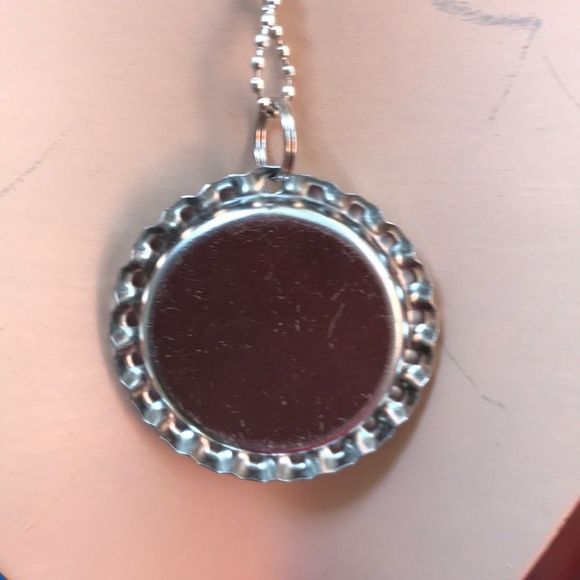 Retro vintage 🎬movie🎬 necklace 🌟NEW✨ - Picture 6 of 8